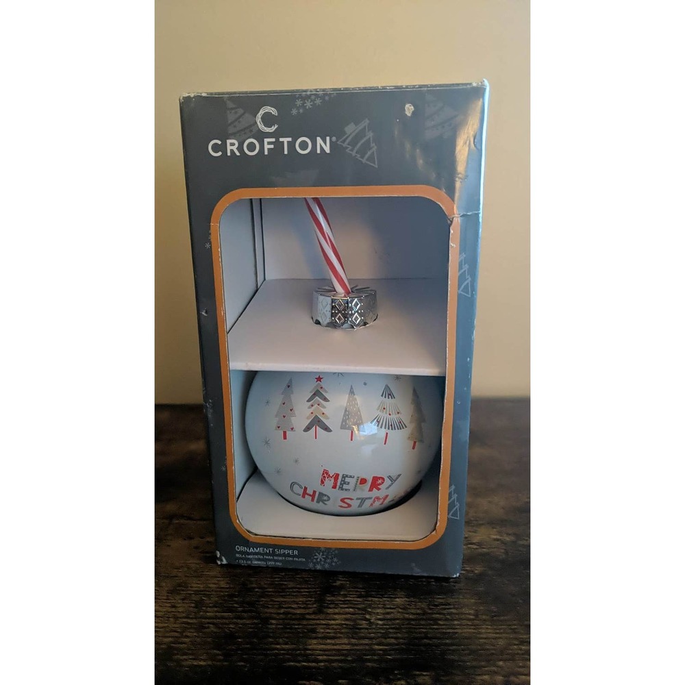 Crofton Ornament Sipper 13.5 oz Capacity Includes a Plastic Straw New!